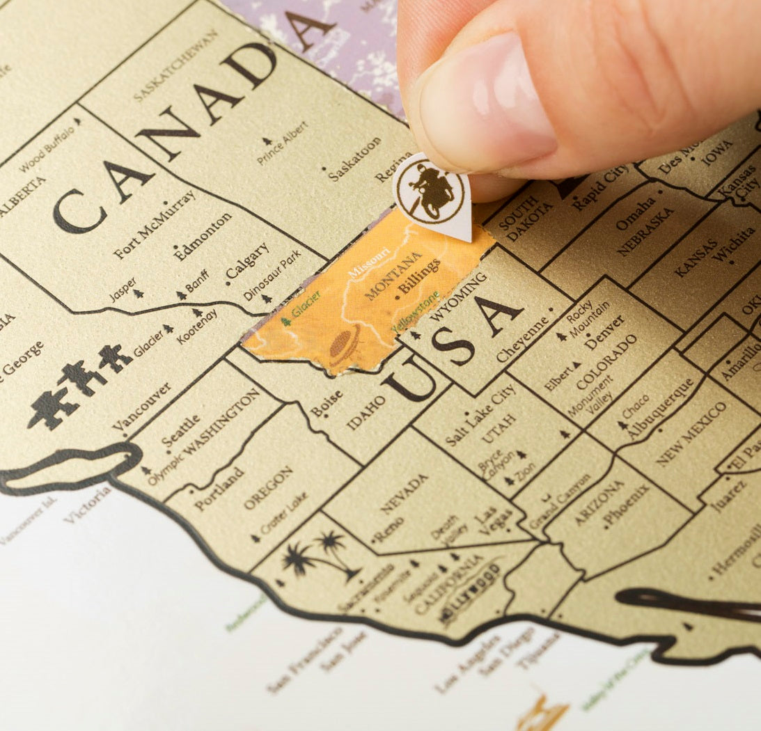 Scratch Off World Map Gold (88 x 62 cm)